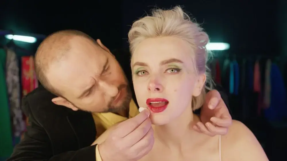 Nos Bastidores da Vida – assistir online em HD